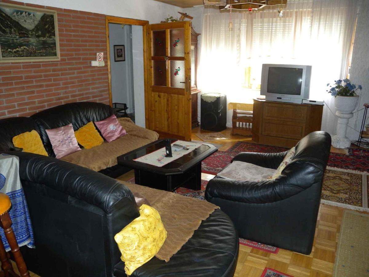 Apartment Balatonbereny 8 Buitenkant foto